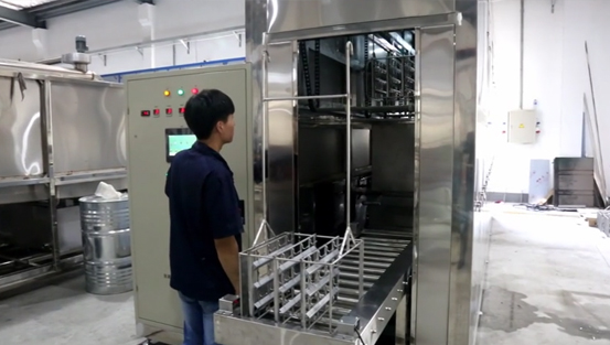 全自動(dòng)氣相超聲波清洗機