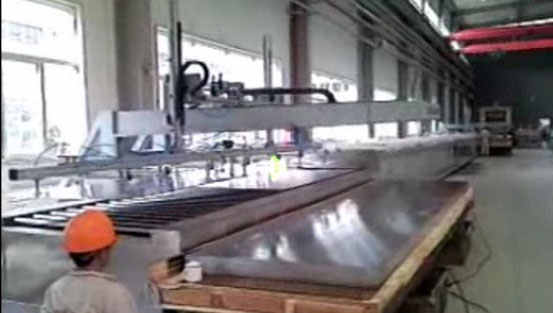 全自動(dòng)通過(guò)式-超聲波清洗機-鋁板產(chǎn)品